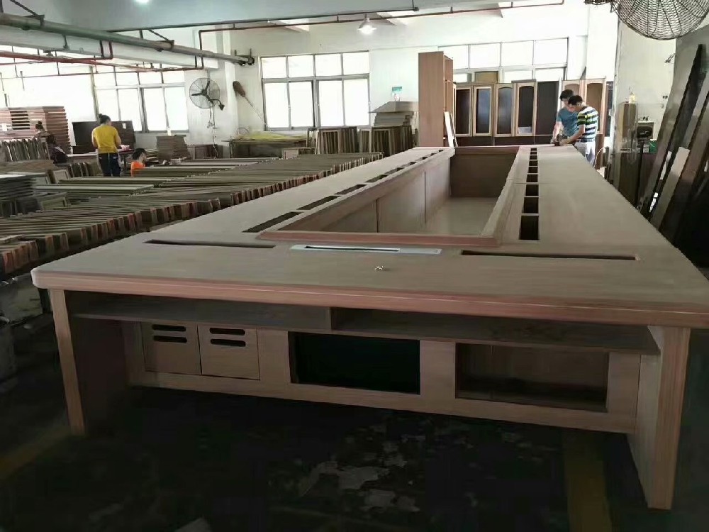 帶藍(lán)牙/電動升降插座